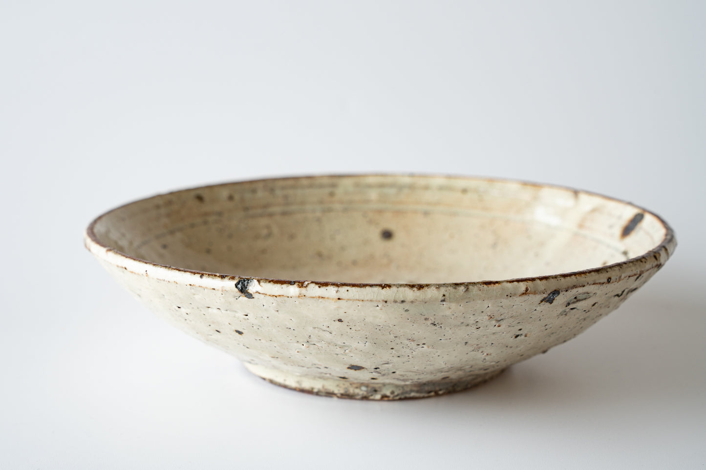 Plate Large Haiyugesho (ash glaze)