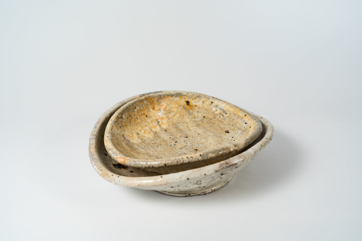 Plate Ellipse Large Haiyugesho (ash glaze)