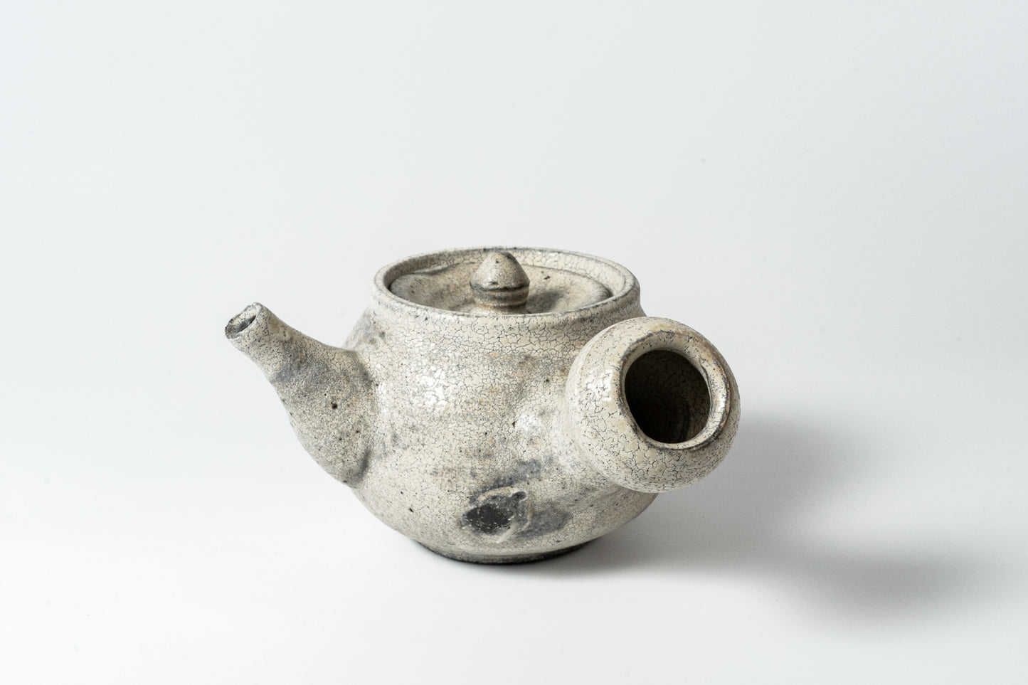 Low Teapot  Kohiki Haiyu (white slip glaze & ash glaze)