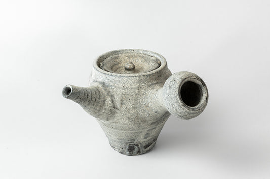 Tall Teapot & cup set Kohiki Haiyu (white slip glaze & ash glaze)