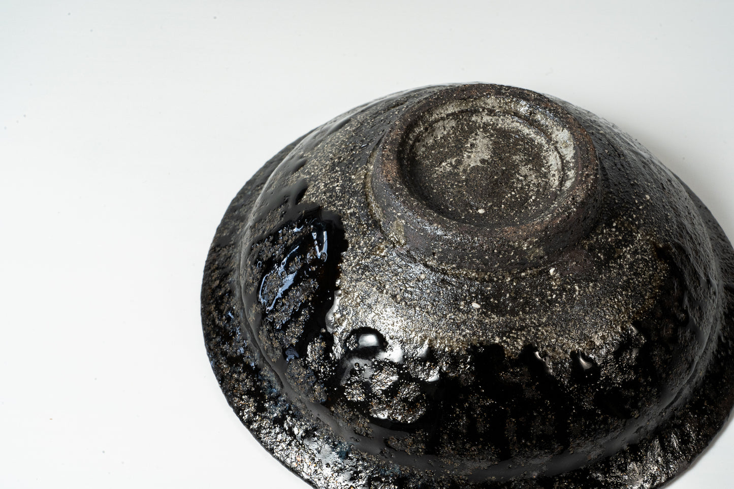 Asabachi Bowl Large Kuro Haiyu (black ash glaze)