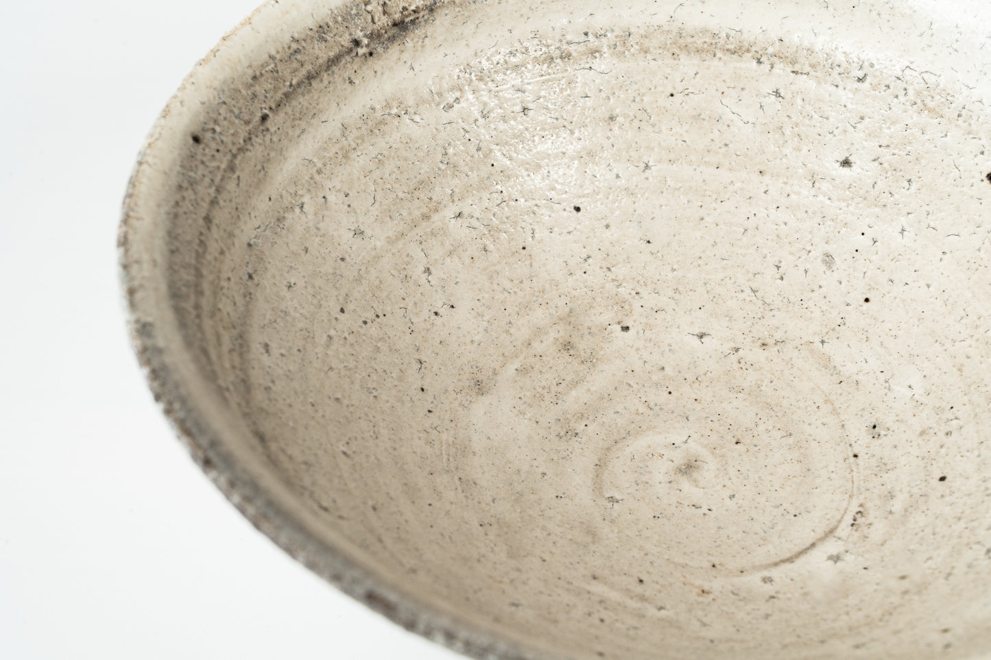 Asabachi Bowl Large Kohiki Haiyu (white slip glaze & ash glaze)